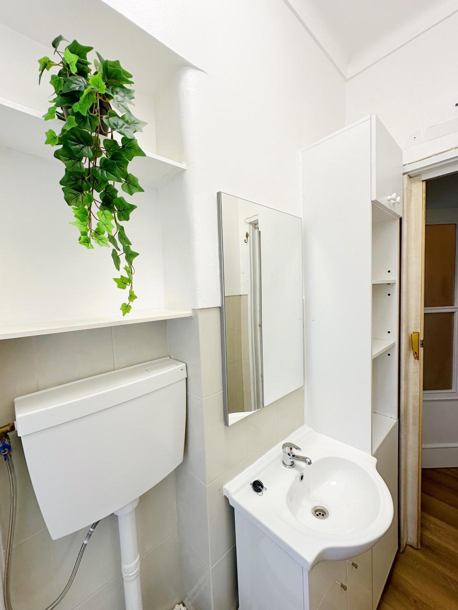 Soar Home I Urban Nest - Near Airport & Green Park Lisbon Luaran gambar