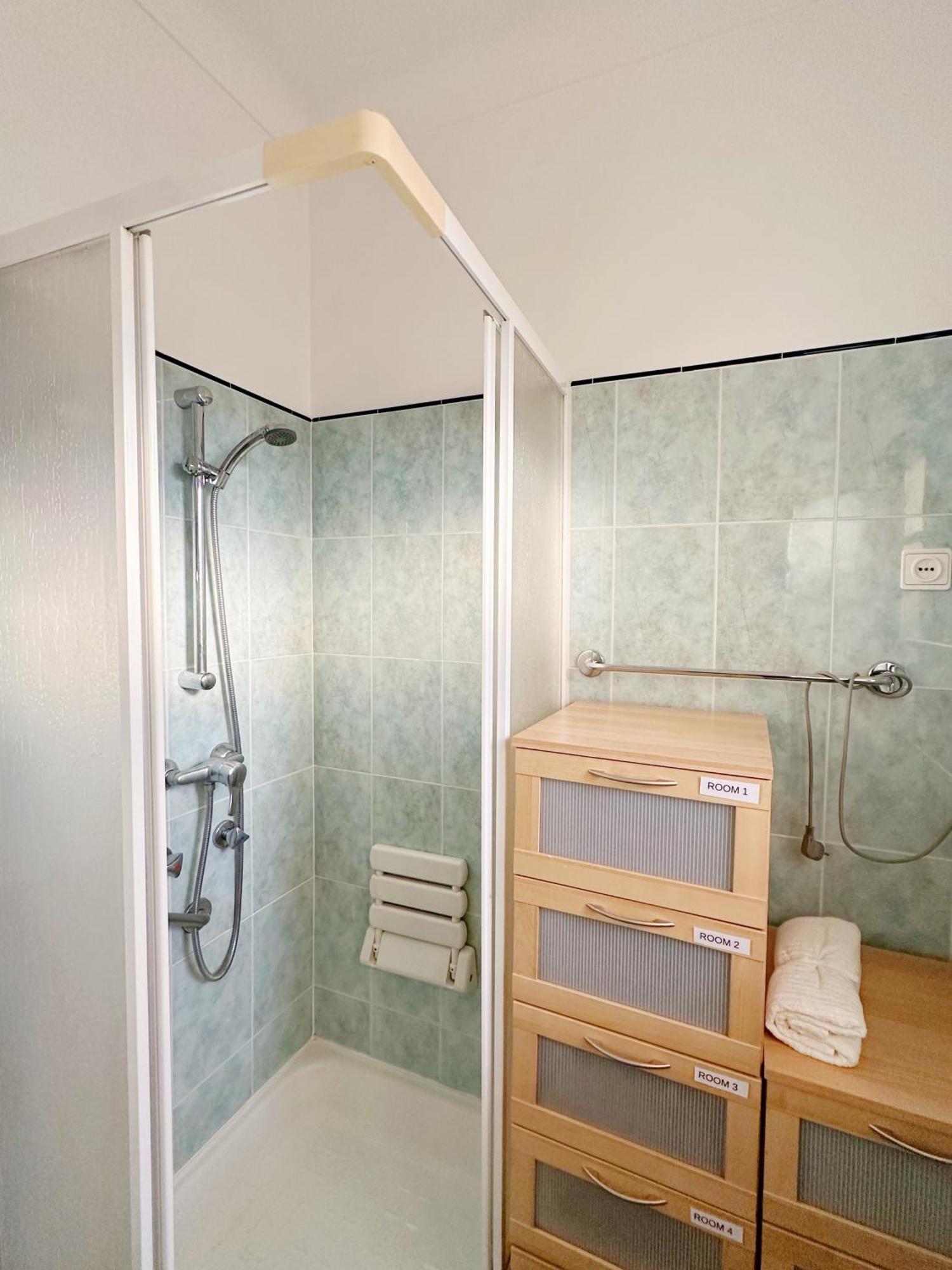 Soar Home I Urban Nest - Near Airport & Green Park Lisbon Luaran gambar