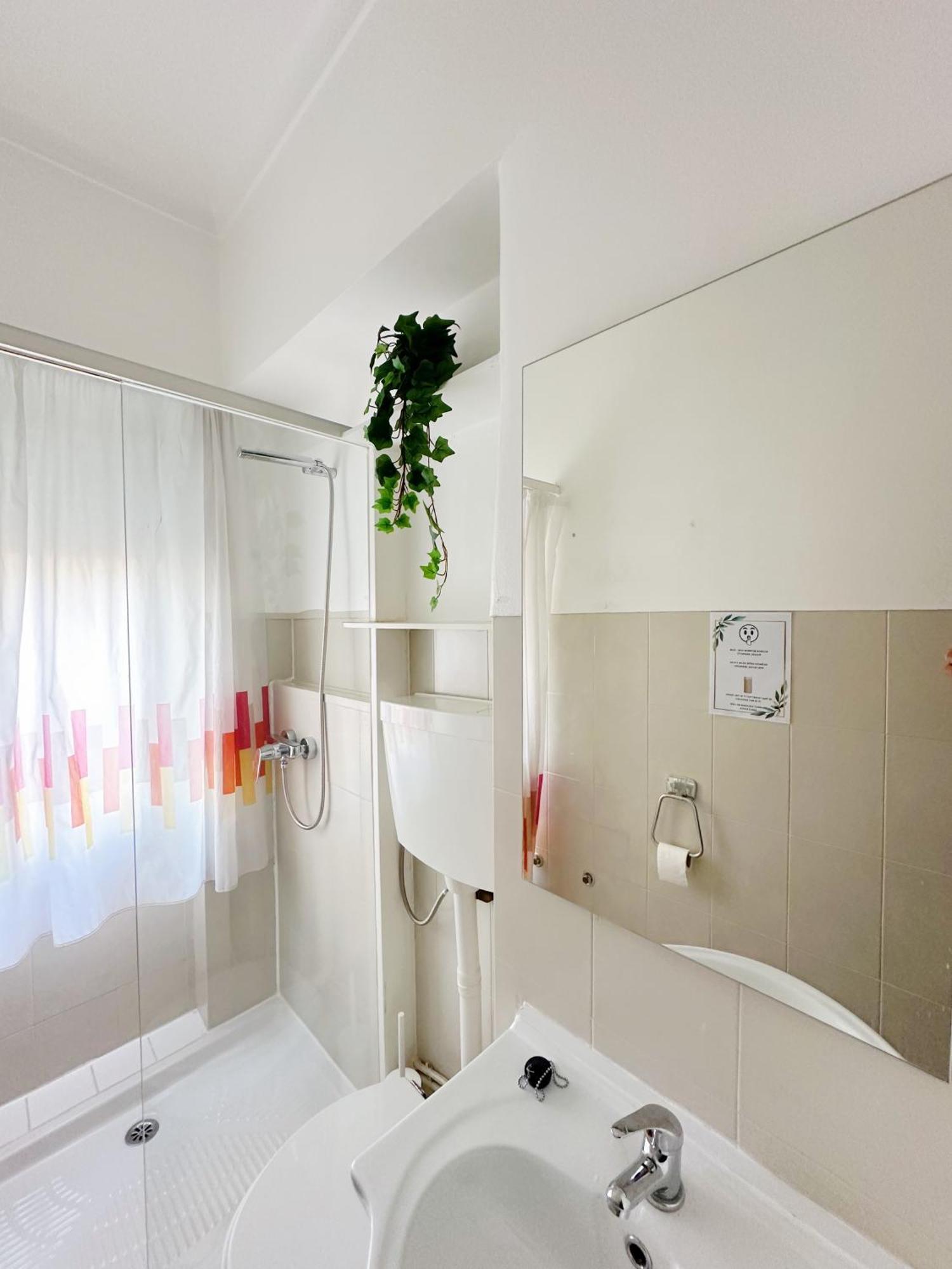 Soar Home I Urban Nest - Near Airport & Green Park Lisbon Luaran gambar